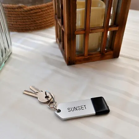 Apartment Sunset Split