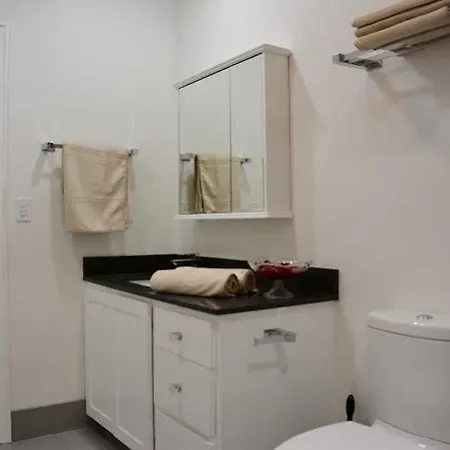 Sunset Apartment *